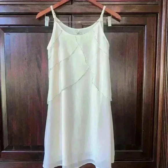 Ya Los Angeles woman’s white spaghetti strap dress with beading ( Size S ) - Picture 3 of 10